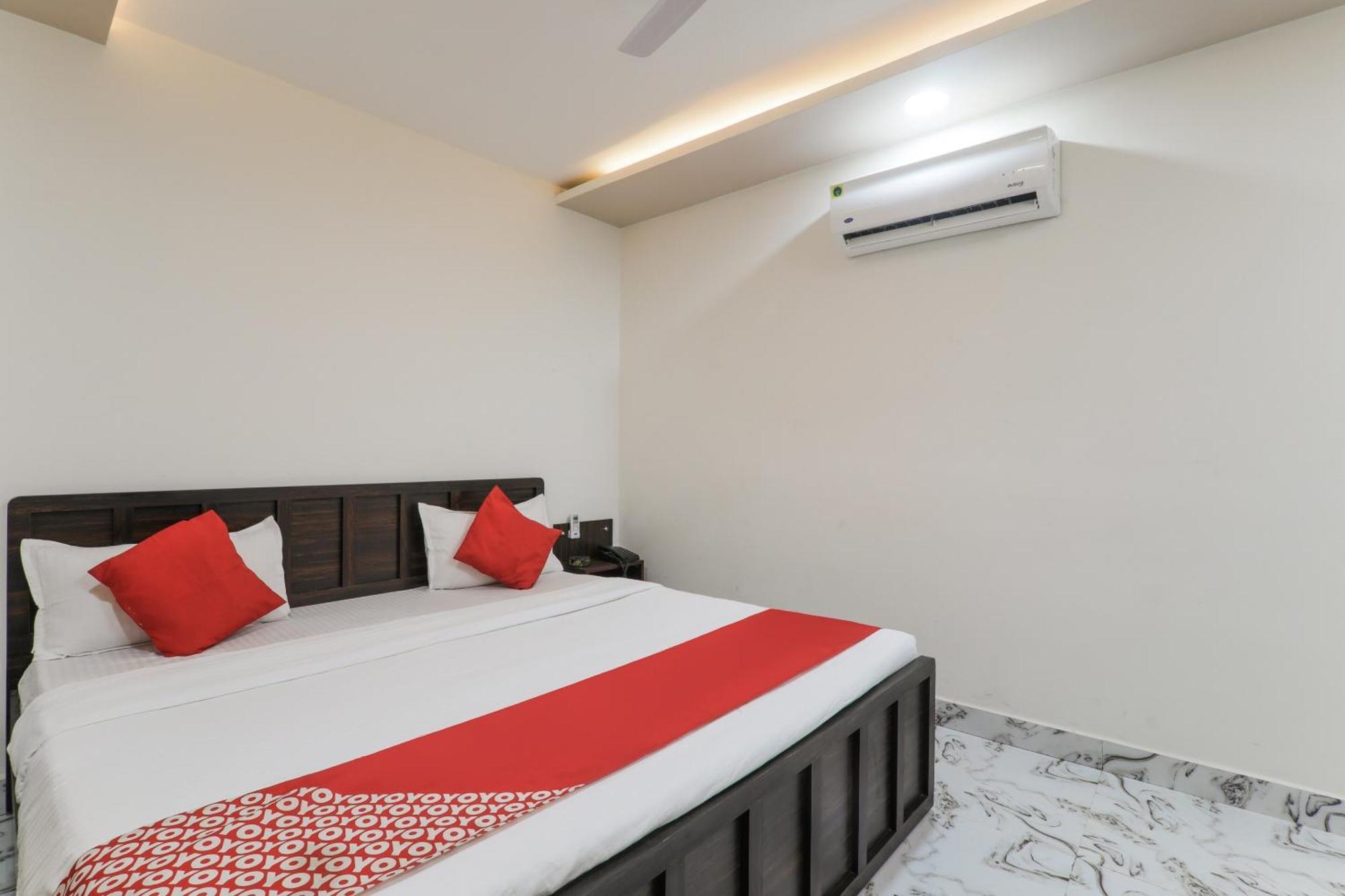 Hotel O Aastha Near Chaudhary Charan Singh International Airport Bijnaur Dış mekan fotoğraf